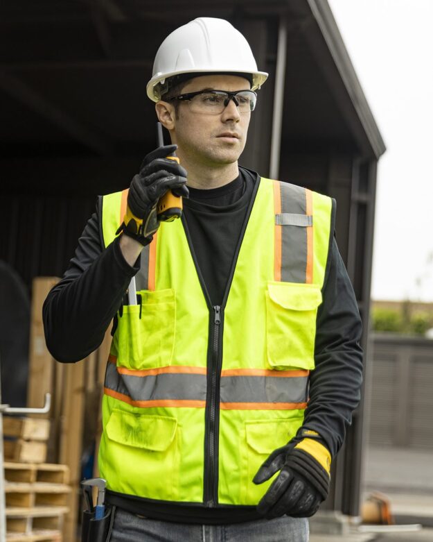 Kishigo - 6 Pocket Contrast Class 2 Vest