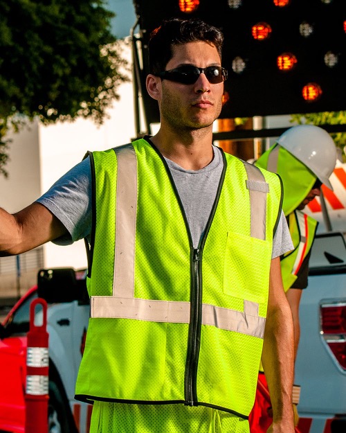 Kishigo - Economy Single Pocket Hook-and-Loop Mesh Vest